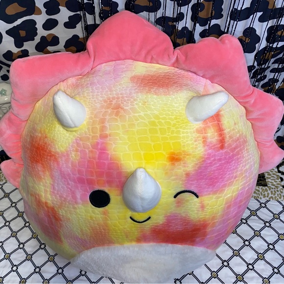 SQUISHMALLOWS TRINITY THE TRICERATOPS DINO PLUSH PILLOW TOYS - Picture 10 of 16